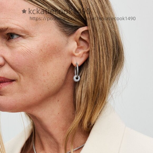 Pandora Two-tone Wrapped Heart Charm - Picture 5 of 5